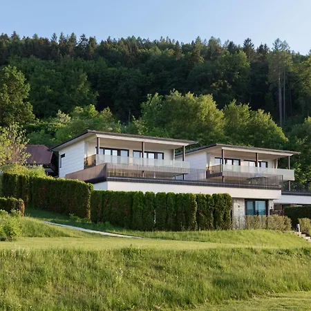 Linde Villa Maria Woerth